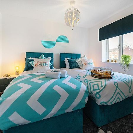 Stylish 3 Bed House, Large Garden, Parking, Wifi - Esho Stays Coventry Exterior photo